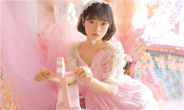 郓城供卵试管代怀生子多少钱？这一直是很多不孕不育家庭关注的话题。在中国，不孕不育的发生率越来越高，根据《中国不孕不育现状调研报告》显示，育龄夫妇的不孕不育率从20年前的3%增长至现在的12.5%-18.2%，患者人数高达6000万以上。在这样的背景下，许多家庭通过供卵试管来实现自己的生育梦想。那么，供卵试管代怀生子的费用到底是多少呢？